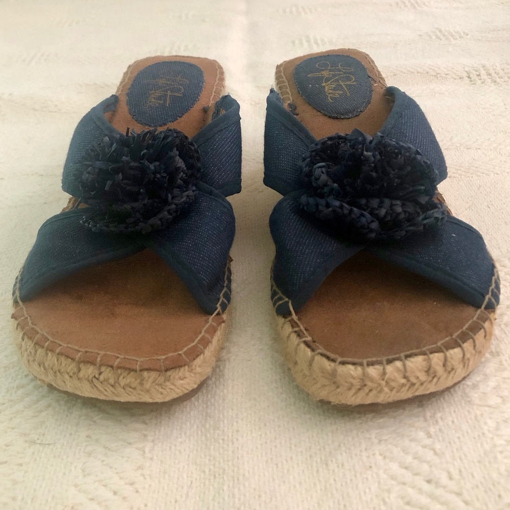 Lifestride womens size 8 espadrille wedge sandal